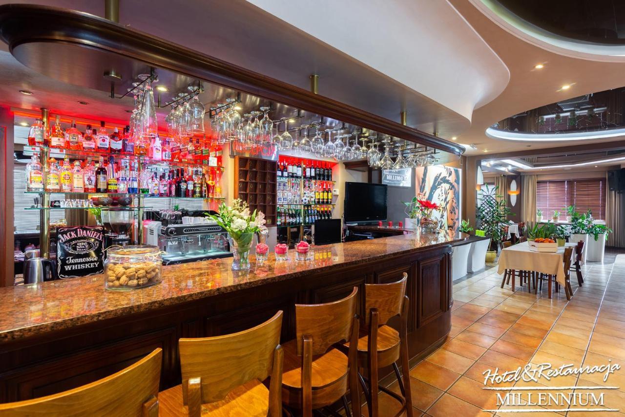 Hotel Millennium พสาสเนสซ์ ภายนอก รูปภาพ