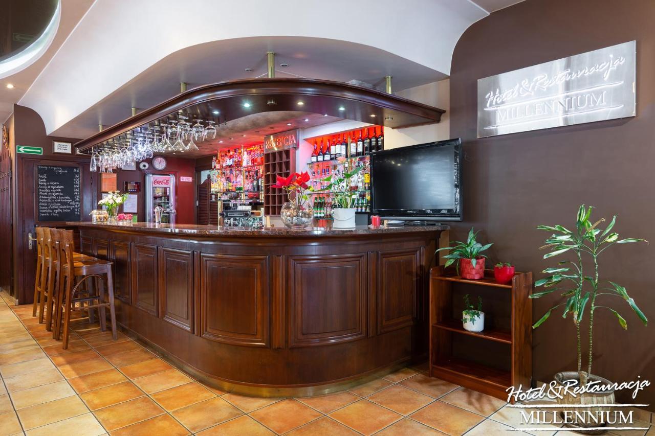 Hotel Millennium พสาสเนสซ์ ภายนอก รูปภาพ