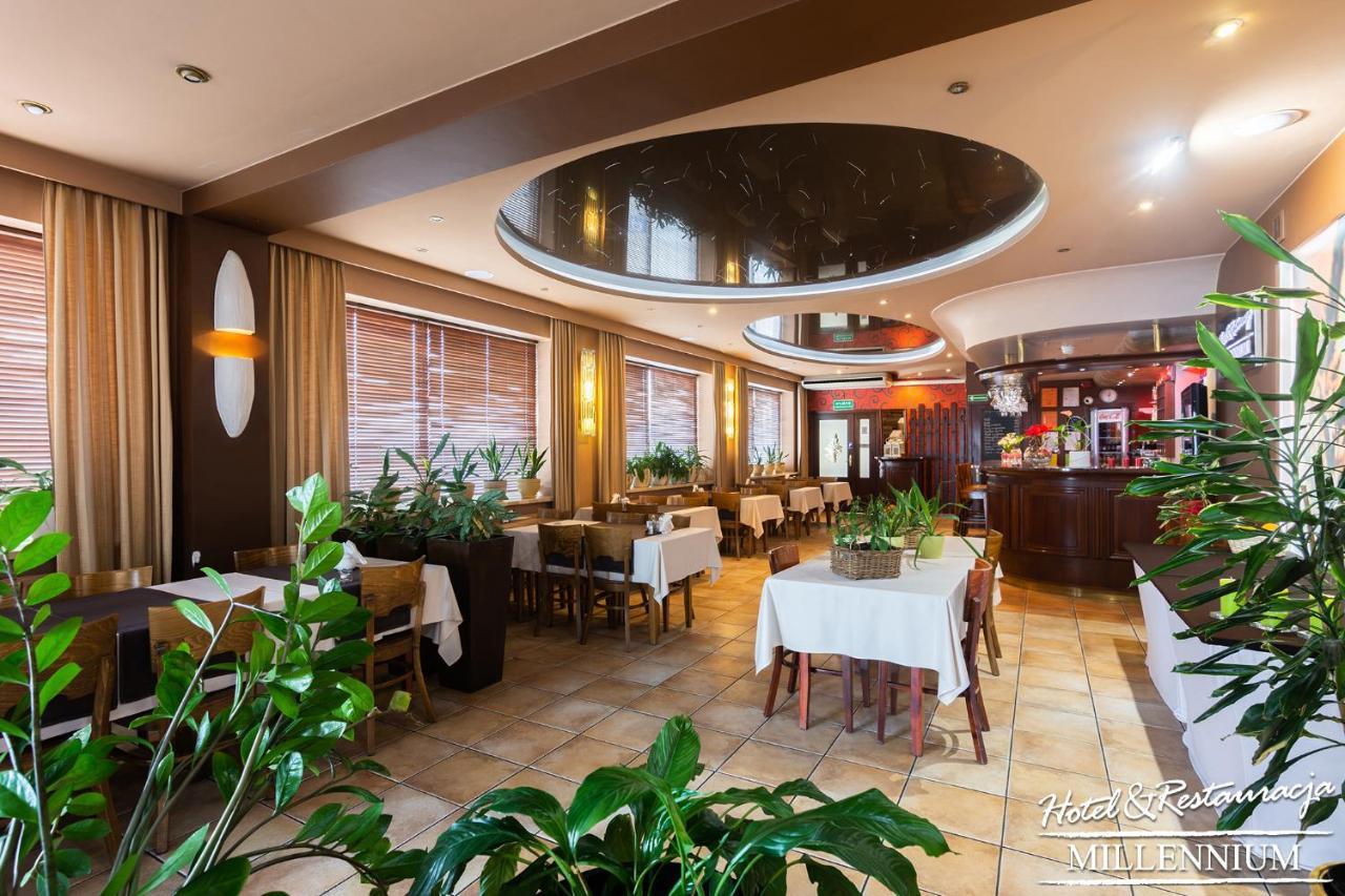 Hotel Millennium พสาสเนสซ์ ภายนอก รูปภาพ