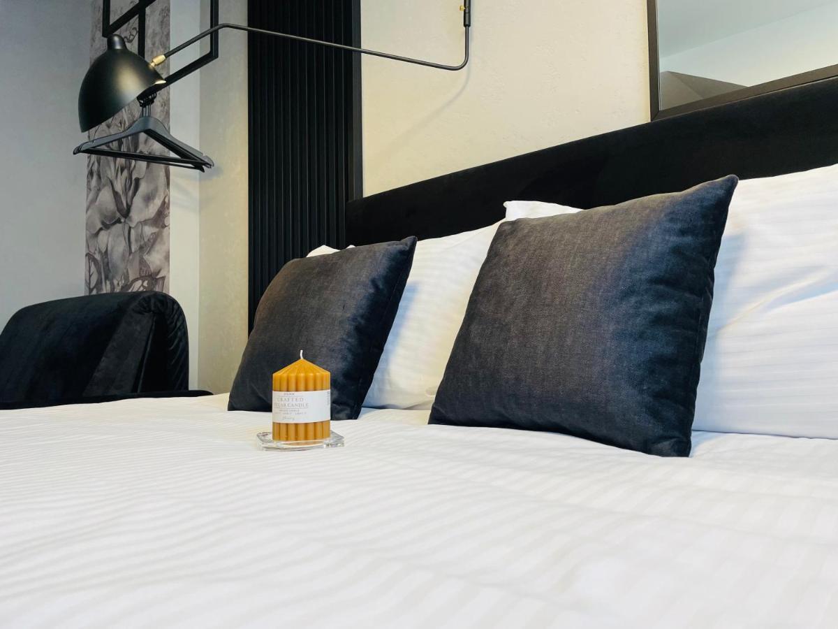 Hotel Millennium พสาสเนสซ์ ภายนอก รูปภาพ